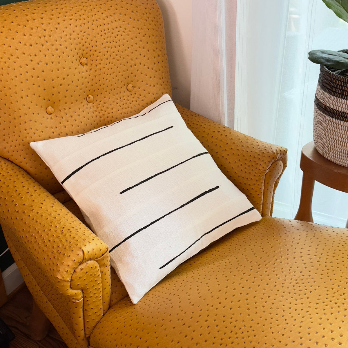 Crossing Lines Sadza Pillow Cover Handcrafted in Zimbabwe